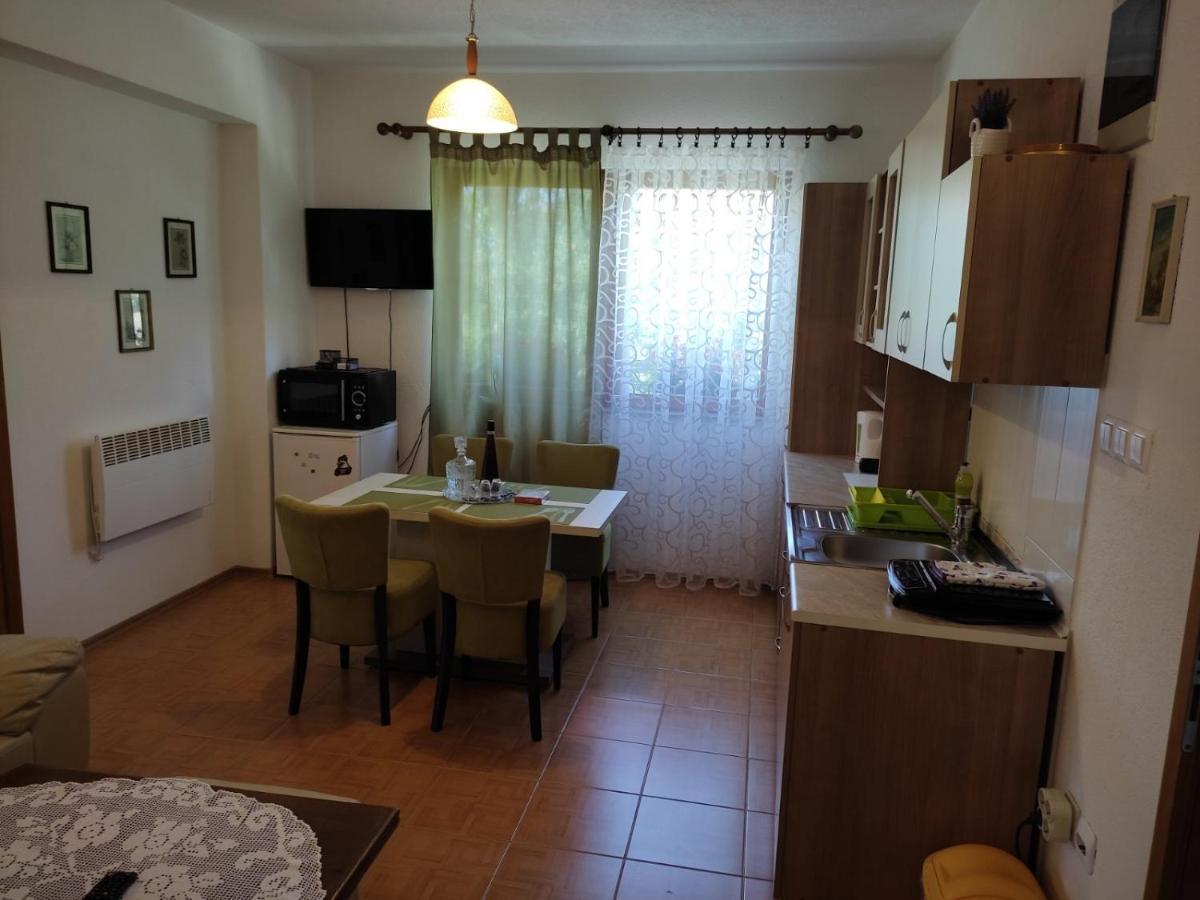 Apartman Hujic บีฮัช ภายนอก รูปภาพ
