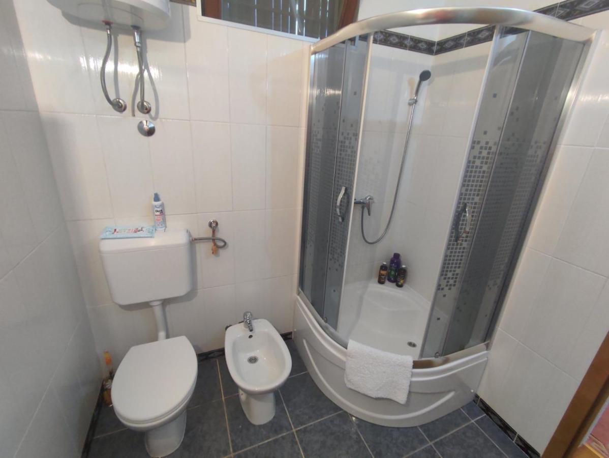 Apartman Hujic บีฮัช ภายนอก รูปภาพ